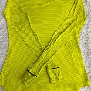 Lulu Lemon Long Sleeved Work Out Top